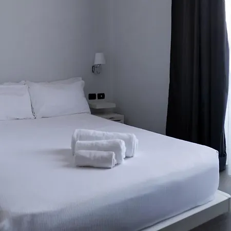 Villa Borghese Prestige Rooms-3